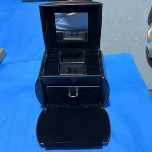 Vintage Marco Avane jewelry travel box
